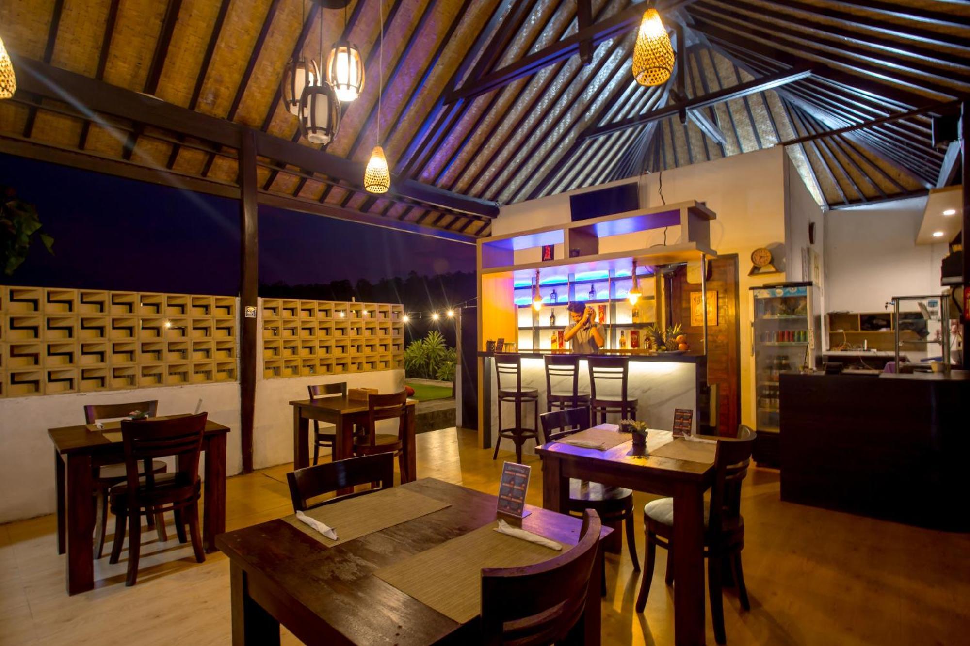 Abasan Hill Hotel And Spa Toyapakeh Dış mekan fotoğraf